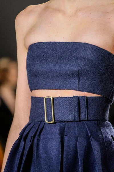 Look 9